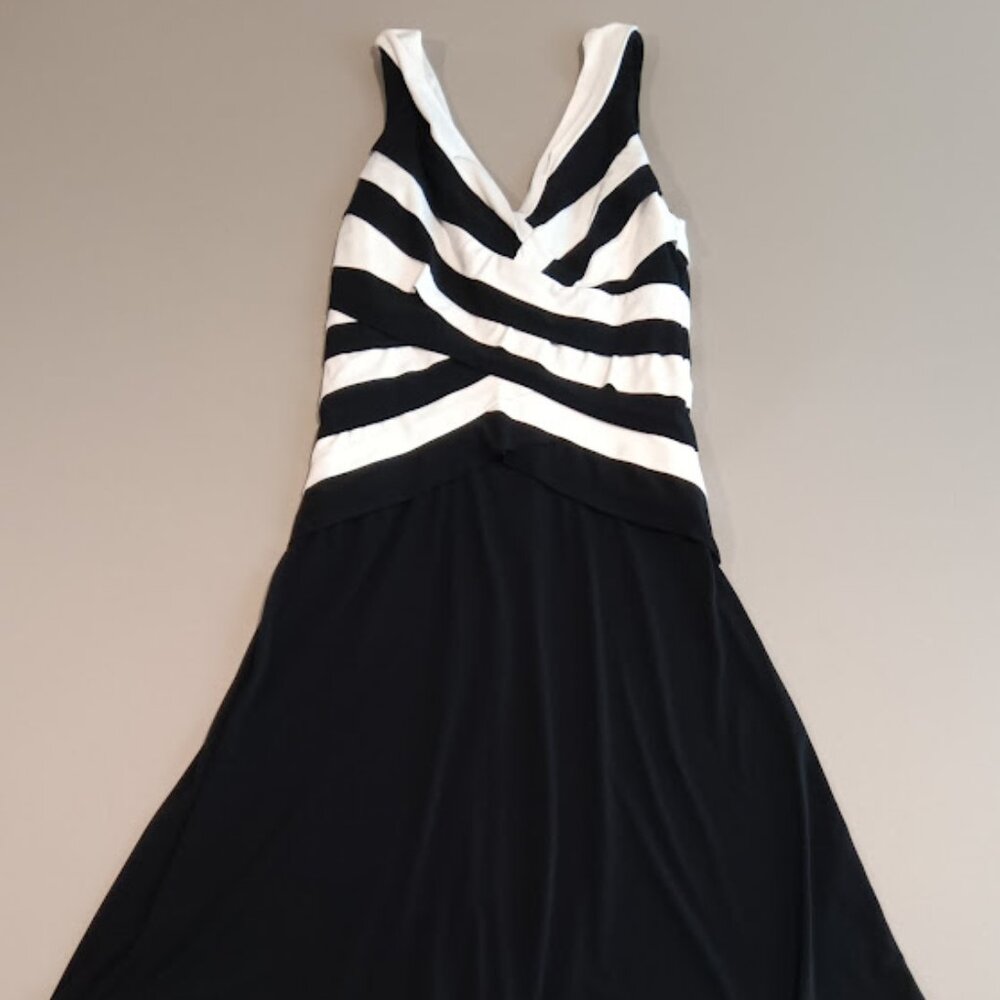 Sandra Darren Dress Women's Size 10 Black & White Stripe Tank Zip-up Back